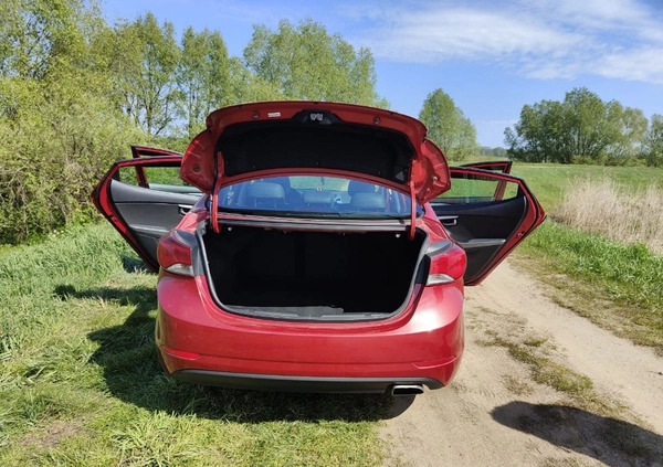 Hyundai Elantra cena 33000 przebieg: 220000, rok produkcji 2014 z Góra małe 154
